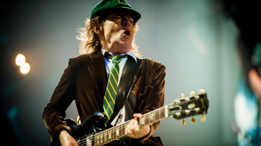 Os maiores guitarristas de todos os tempos: Angus Young